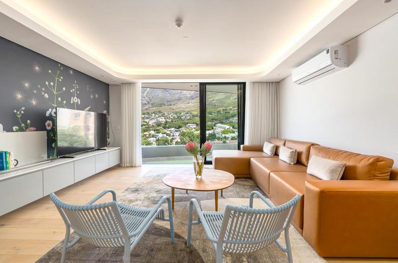 To Let 2 Bedroom Property for Rent in Tamboerskloof Western Cape